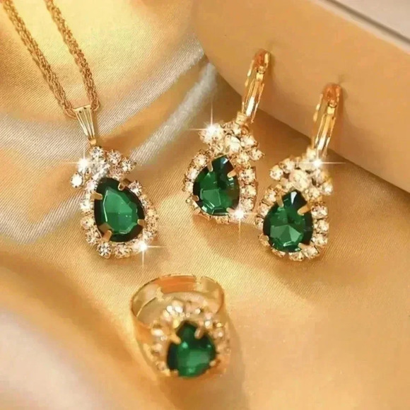 Women's 4-Piece Green Drip Shaped Rhinestones Jewelry Set - Emerald Like - Picture 13 of 14
